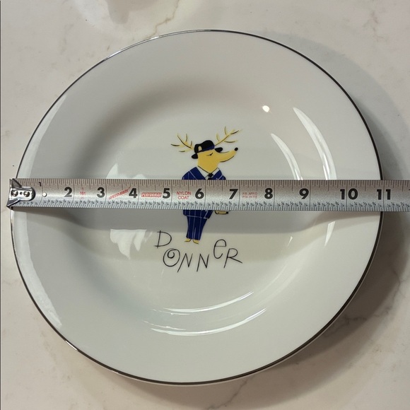 Pottery barn Donner from Reindeer holiday collection Ceramic dinner Plate - Picture 2 of 6